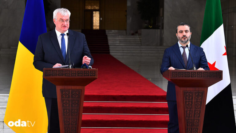 suriye-disisleri-bakani-seybani-ukrayna-mevkidasi-ile-gorustu-6sFuVRIJ.jpg