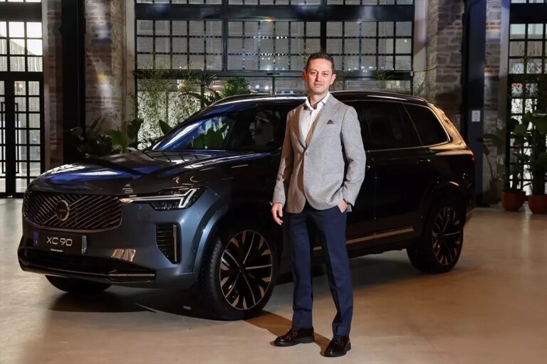 yeni-volvo-xc90-turkiyede-tanitildi-a7KdjF2t.jpg