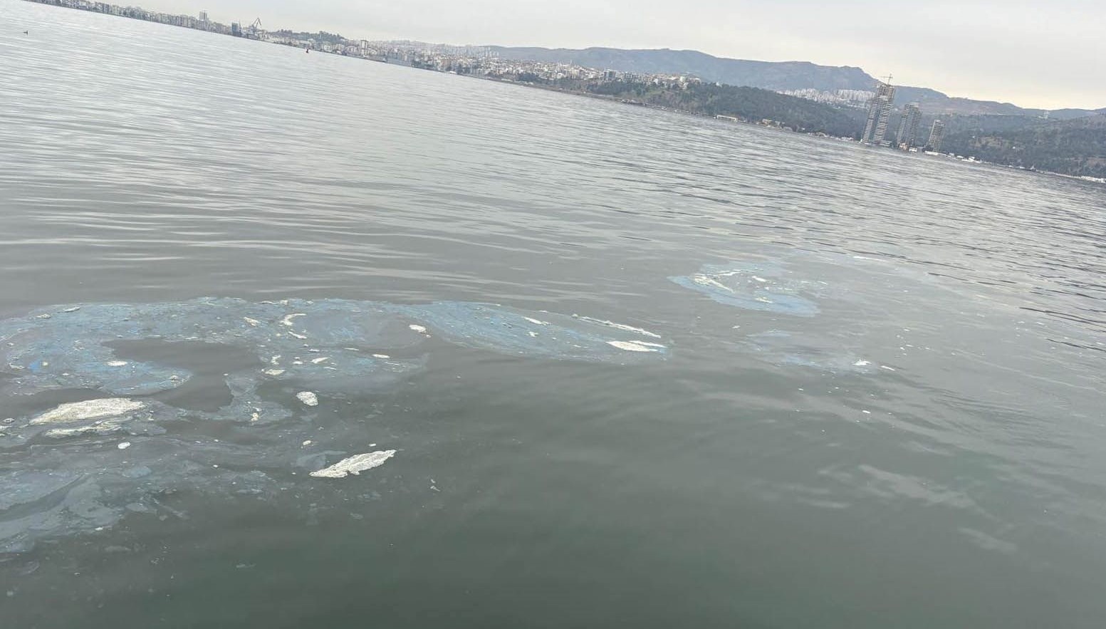 İzmir Körfezi’ni kirleten firmaya 8,3 milyon lira ceza
