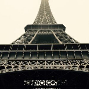 eyfel kulesi her yaz daha da yukseliyor ruxOmQBb