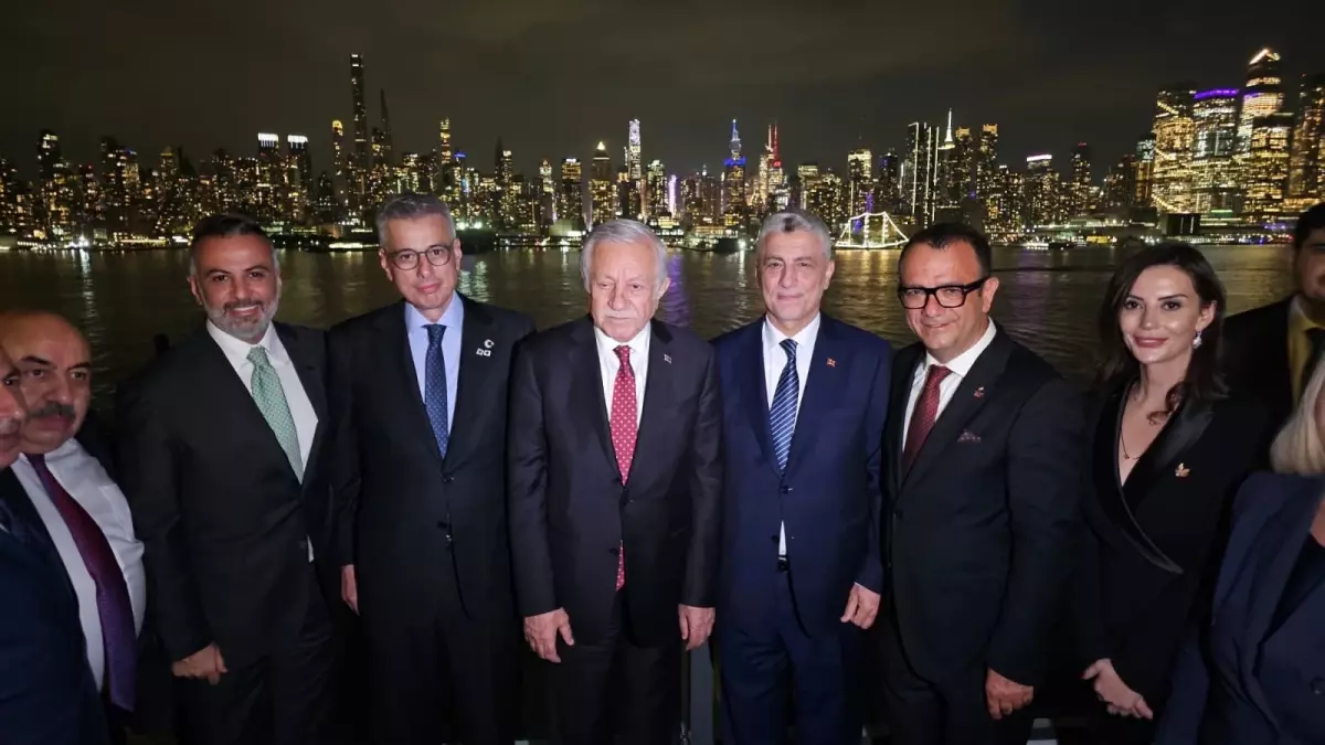 ticaret bakani omer bolat new yorkta turk amerikan is forumuna katildi y5NcIAIP