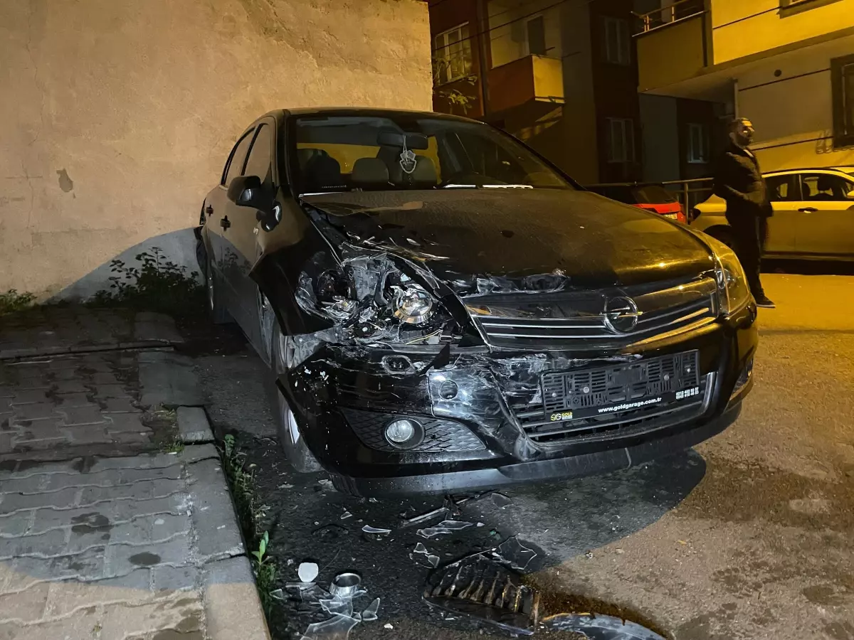 eyupsultanda direksiyon kontrolu kaybi 8 araca carpip kacti Hl1z9xgL.jpg