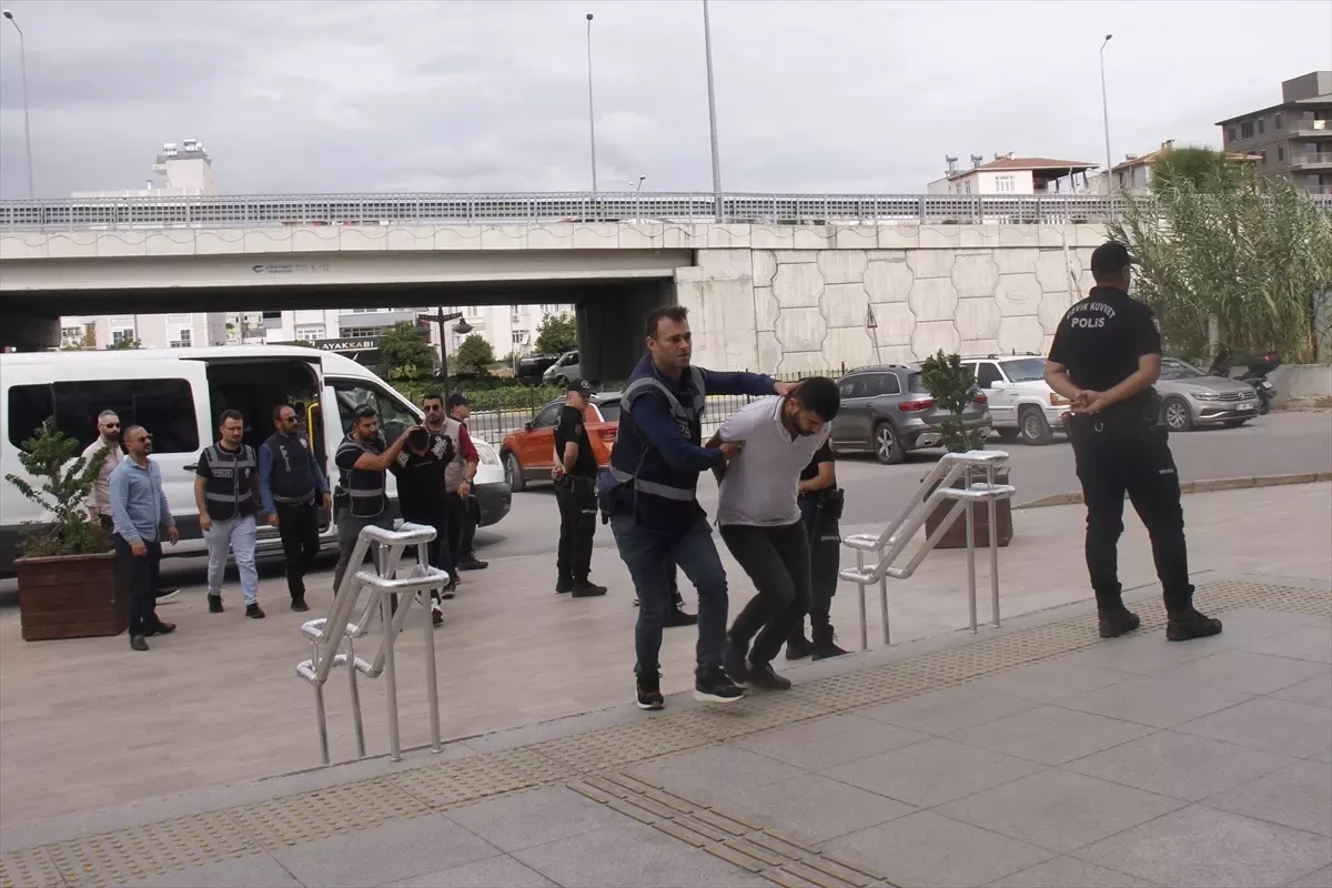 serikte silahli kavga 2 olu 6 tutuklama pAbSV2YO.jpg