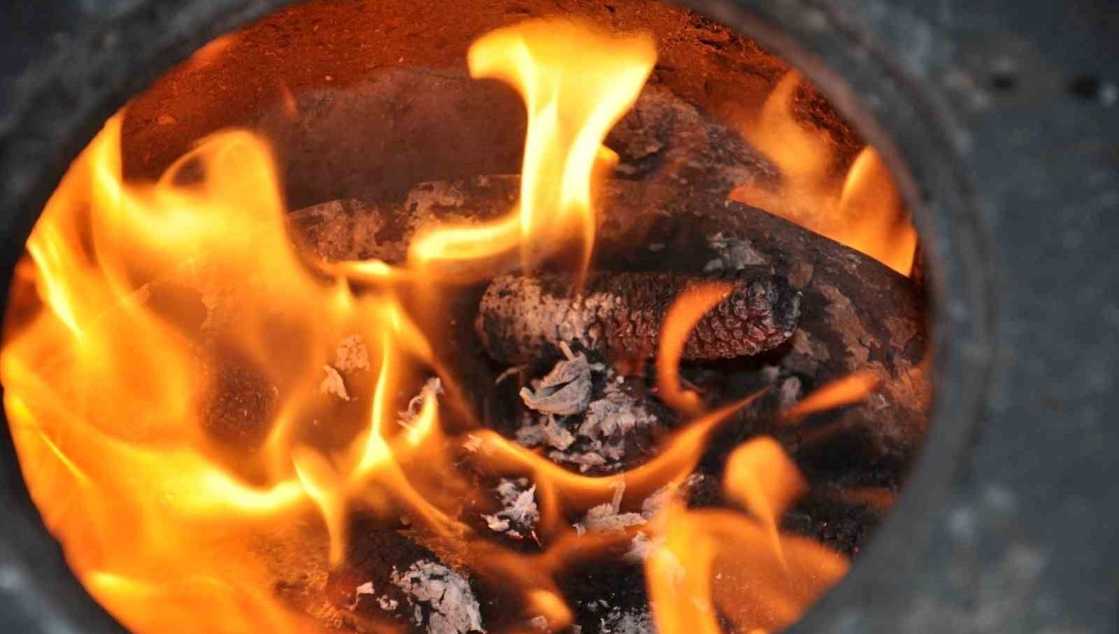 sobadan sizan gaz yine can aldi anne ve engelli kizi hayatini kaybetti eumXxsbu