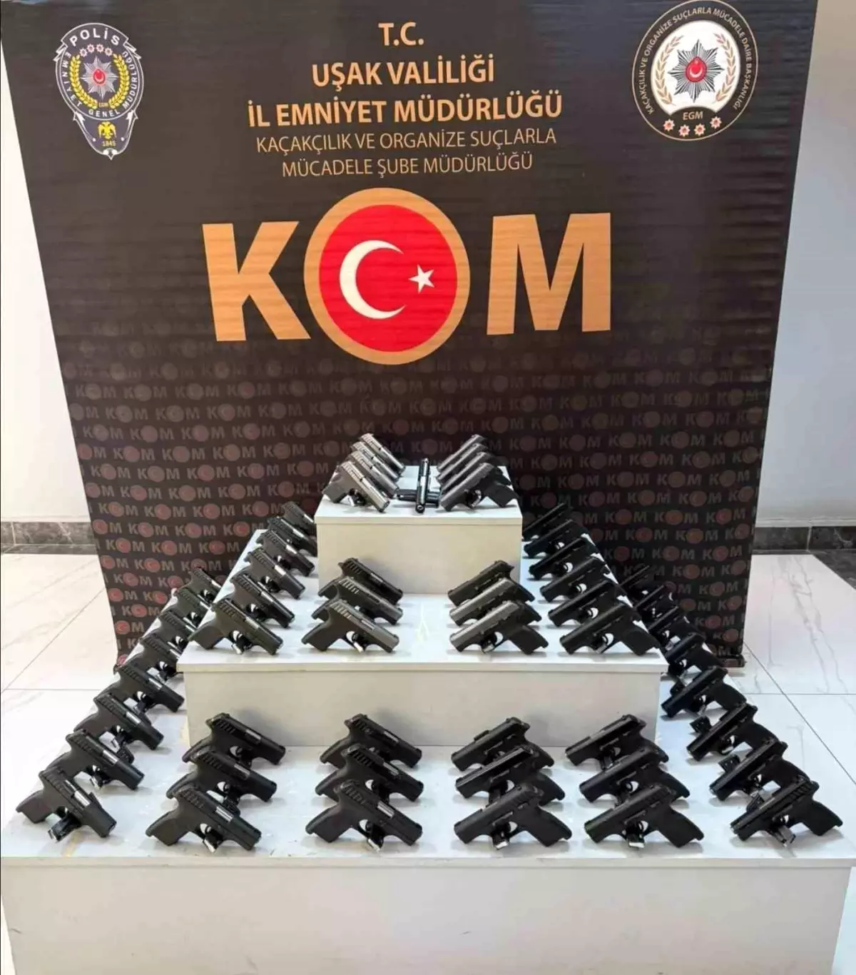 usakta 55 ruhsatsiz tabanca ele gecirildi zubdkPpl.jpg