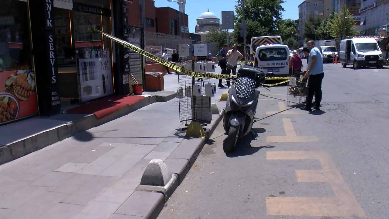 Sahte kuryeden gündüz vakti kanlı pusu: “Evrak var” deyip göğsüne 5 kurşun sıktı!
